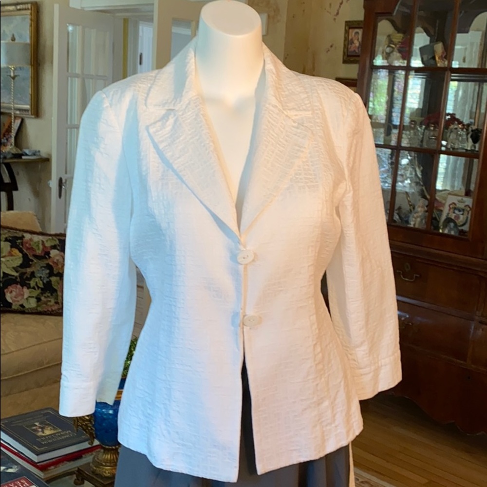 Doncaster Single Breasted White Jacket - image 1